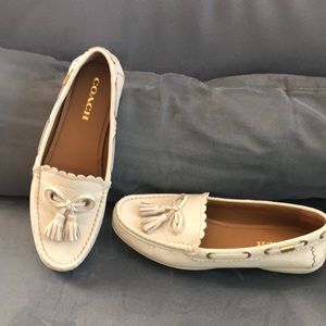 Coach winter white leather tassel moccasins